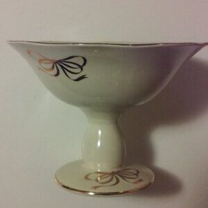 Beautiful Candy Dish With Gold Teleflora Bows Design 4 3/4" Tall 61/2" Wide Unus